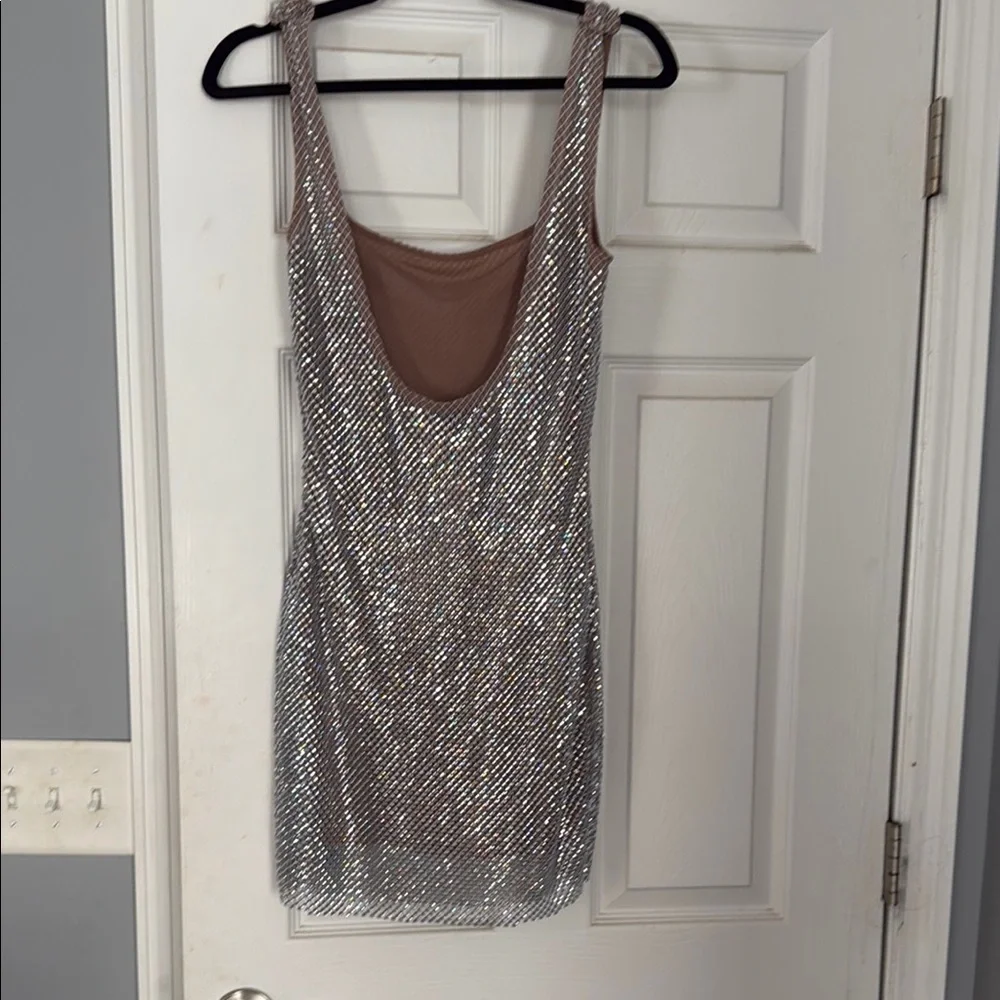 Silver Sequin Sleeveless Bodycon Mini Dress - Picture 2 of 7